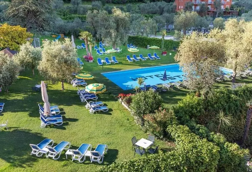 Hotelli Astoria 3stelle S