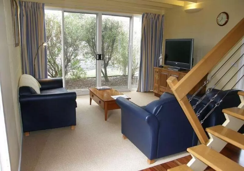 فندق Captain S At The Bay