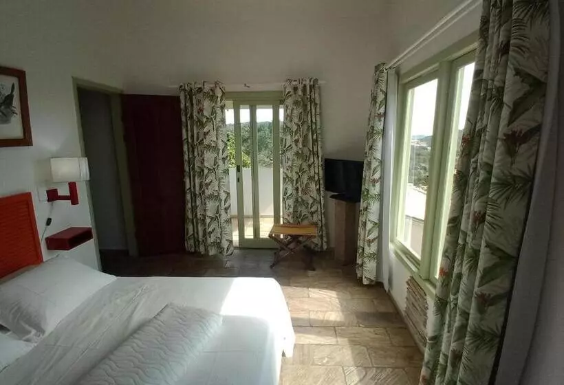 ホテル Deauville Pousada