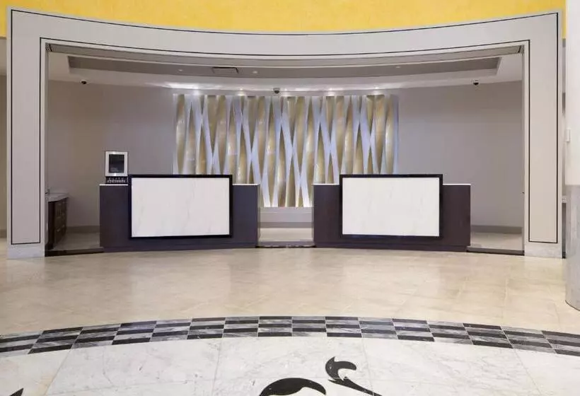 בית מלון כפרי Hartford Marriott Downtown