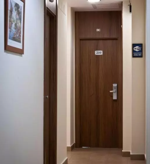 Отель Hidalgo Quijada