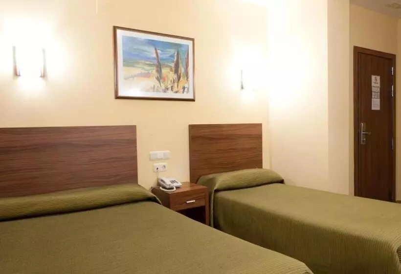 Отель Hidalgo Quijada