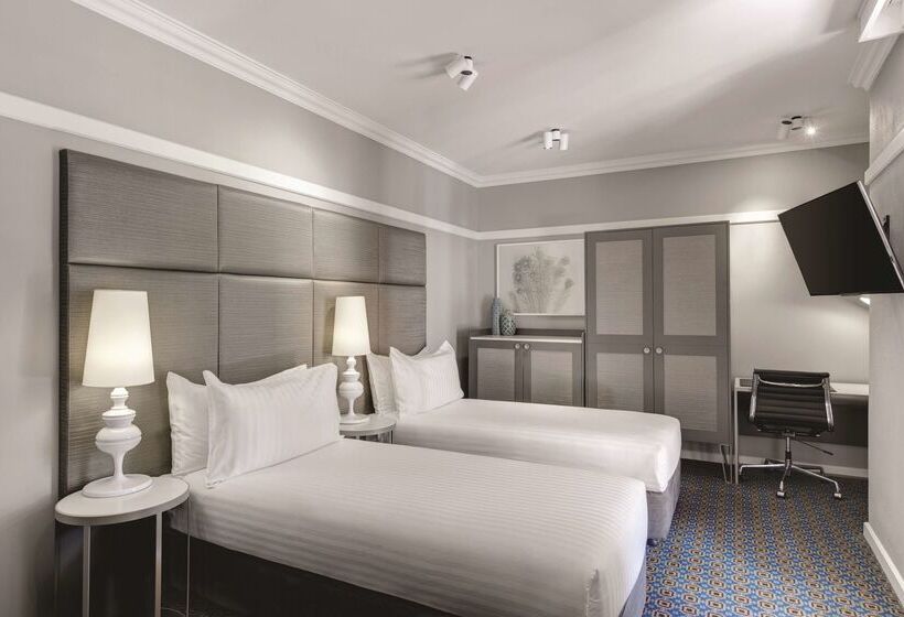 Hotel Kurrajong Canberra