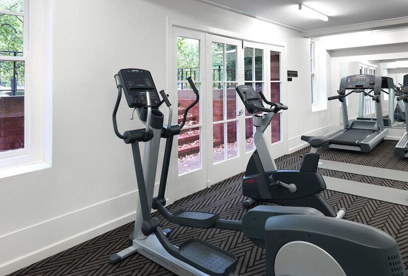 Hotel Kurrajong Canberra