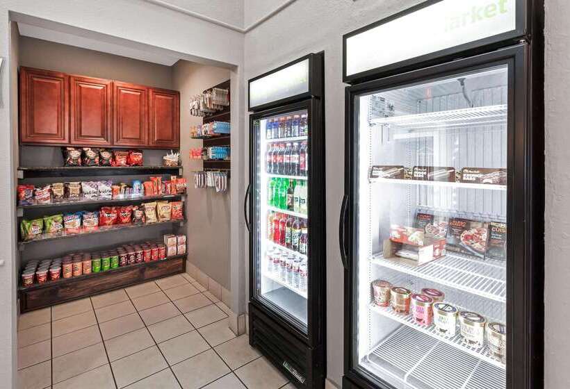 Отель La Quinta By Wyndham Kerrville