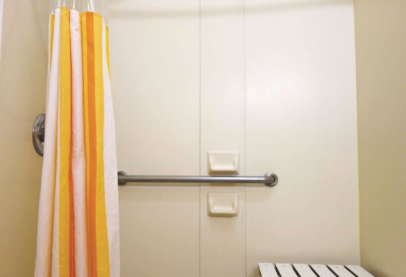 Отель La Quinta By Wyndham Kerrville