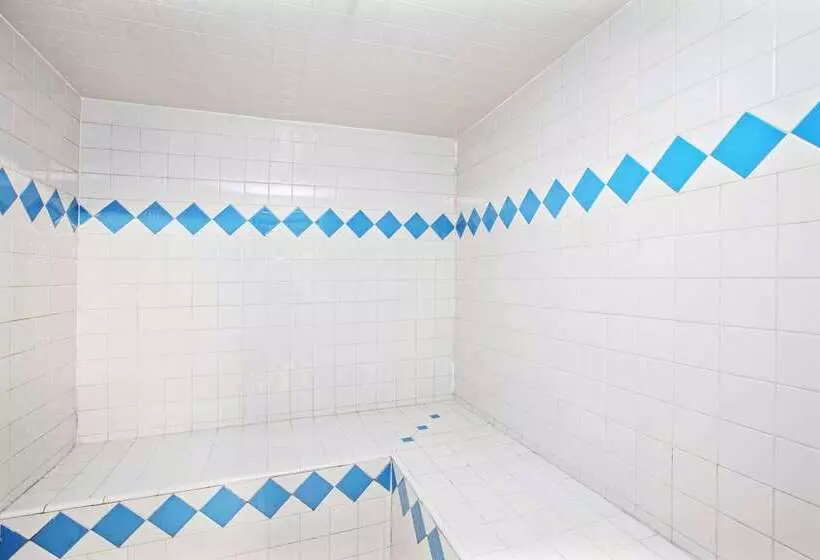 Отель La Quinta By Wyndham Manteca Ripon