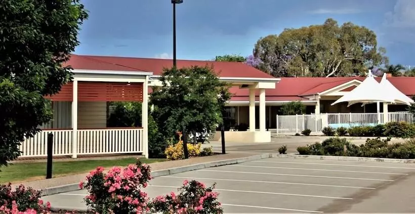 Отель Pittsworth Motor Inn