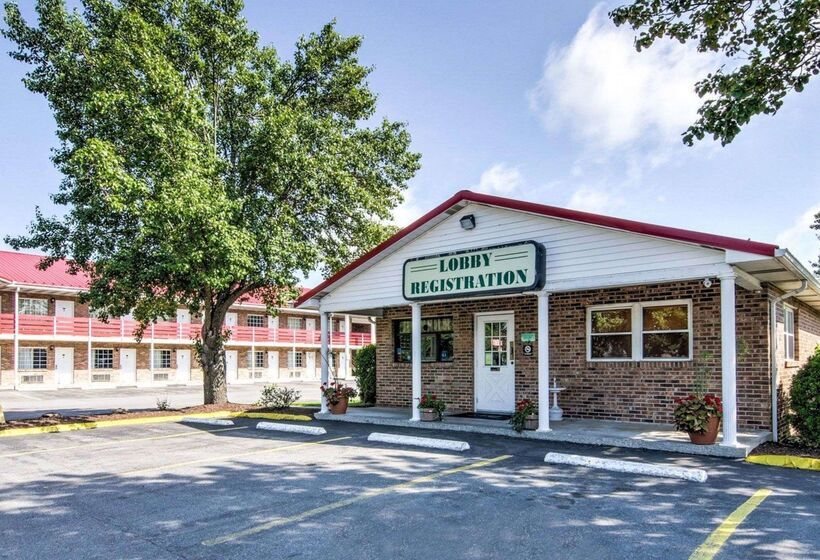 فندق Quality Inn New River Gorge