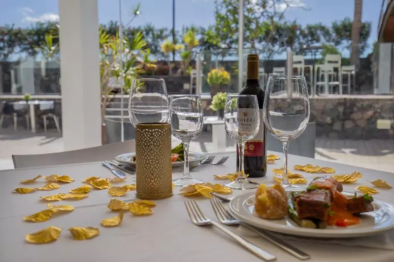 酒店 R2 Bahia Playa  Adults Only