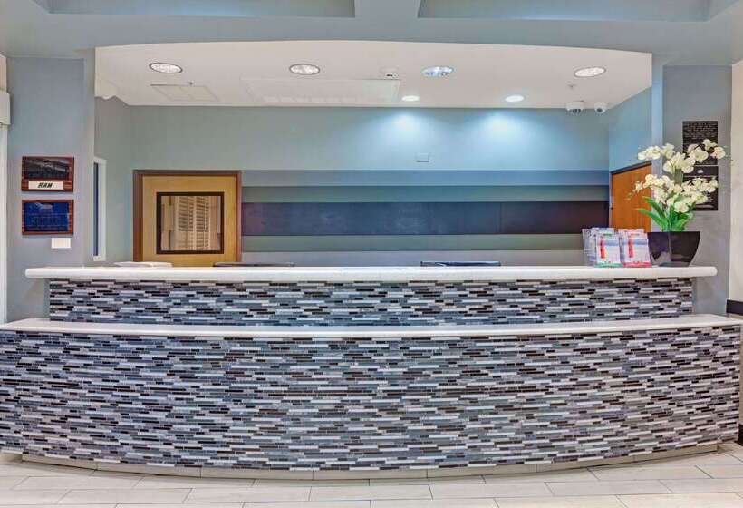 בית מלון כפרי Ramada Limited And Suites San Francisco Airport