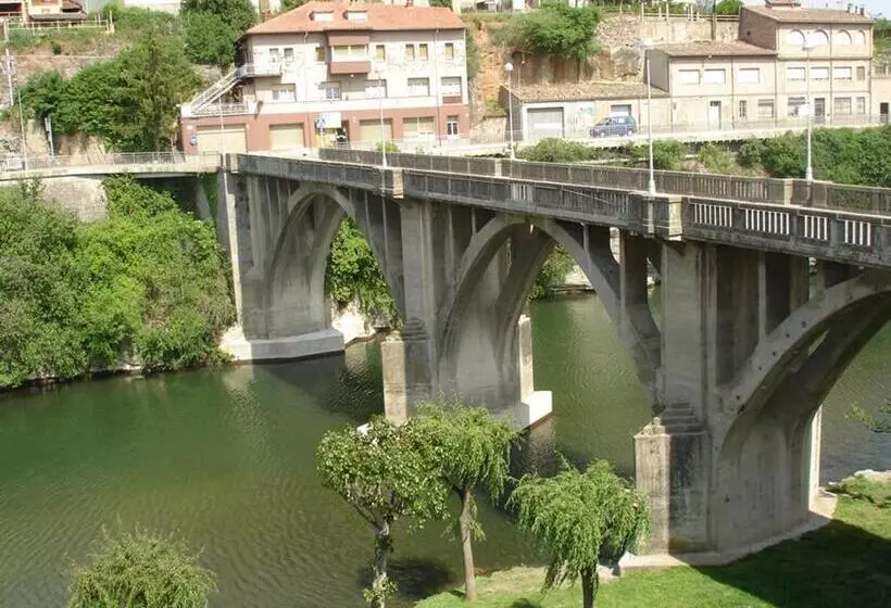 ホテル Sant Quirze De Besora