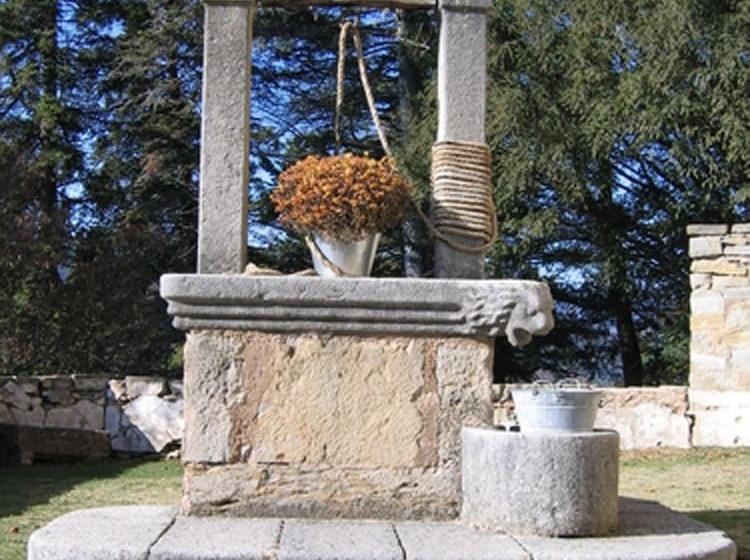 Отель Sant Quirze De Besora