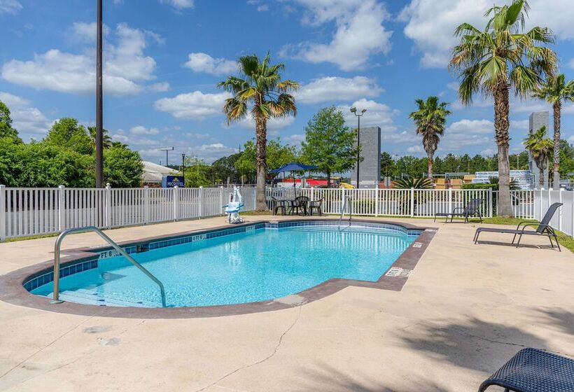 Microtel Inn & Suites By Wyndham Kingsland Naval Base I 95