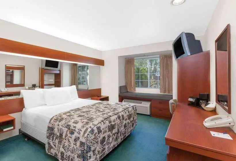 Microtel Inn & Suites By Wyndham Wellton