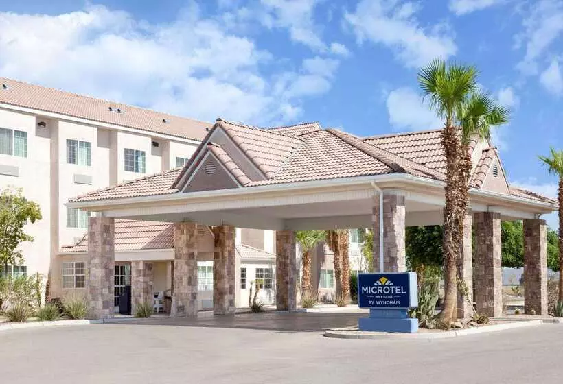 Microtel Inn & Suites By Wyndham Wellton