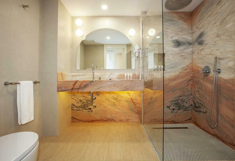 Hotel Plus Fariones Habitat