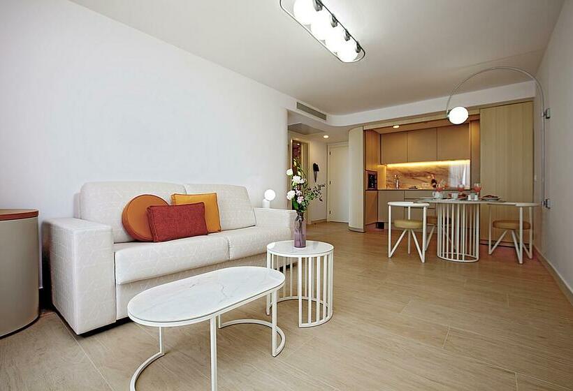 Hotel Plus Fariones Habitat