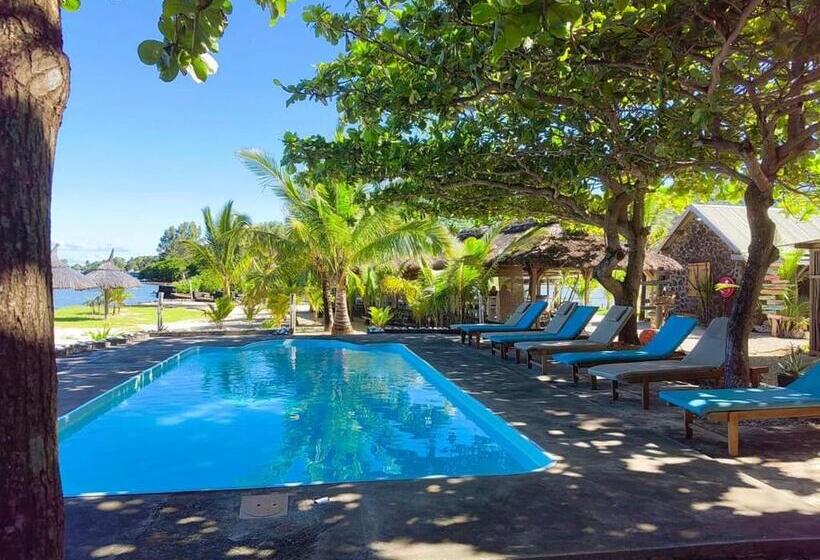 هتل La Case Du Pecheur