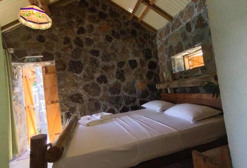 هتل La Case Du Pecheur