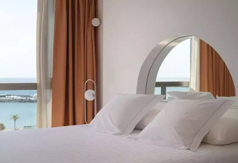 Plus Fariones Habitat