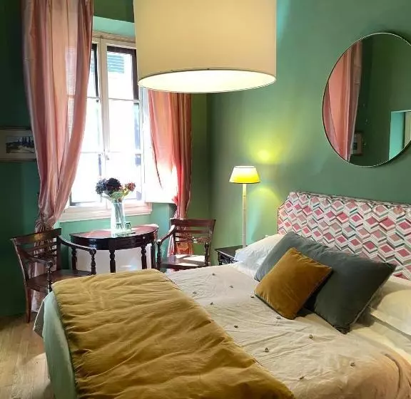 تختخواب و صبحانه Residenza Dei Pucci