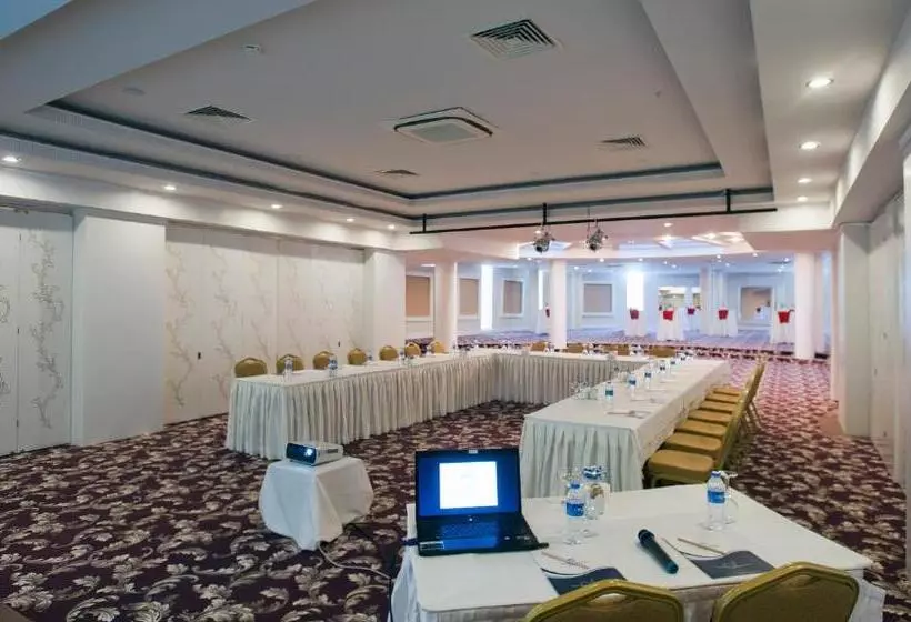 Crystal Tat Beach Golf Resort & Spa - Ultimate All Inclusive