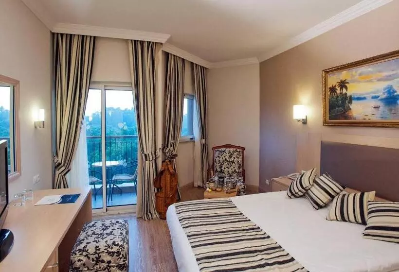 Crystal Tat Beach Golf Resort & Spa - Ultimate All Inclusive