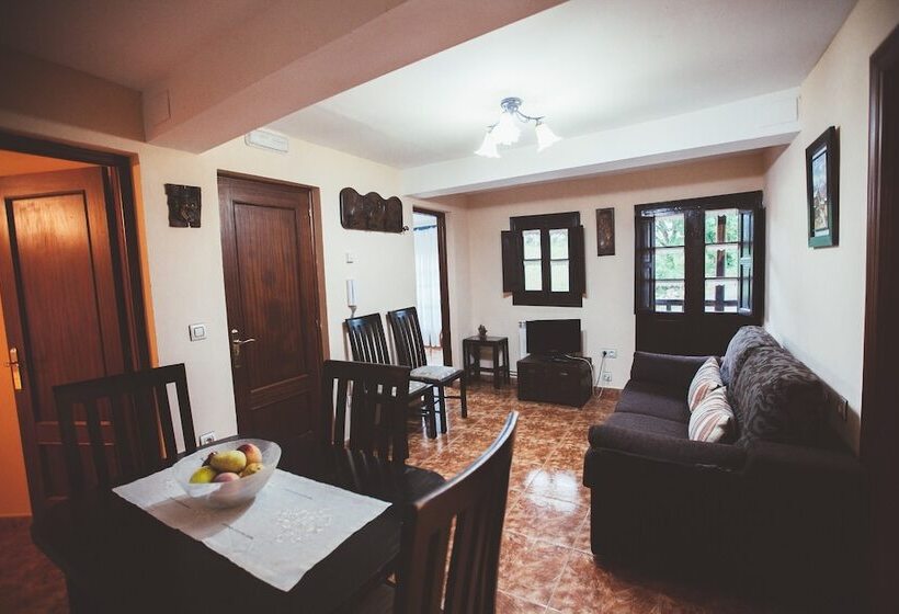 El Requexu, Apartamentos A 900 M De La Playa De Poo Ar 0474 As