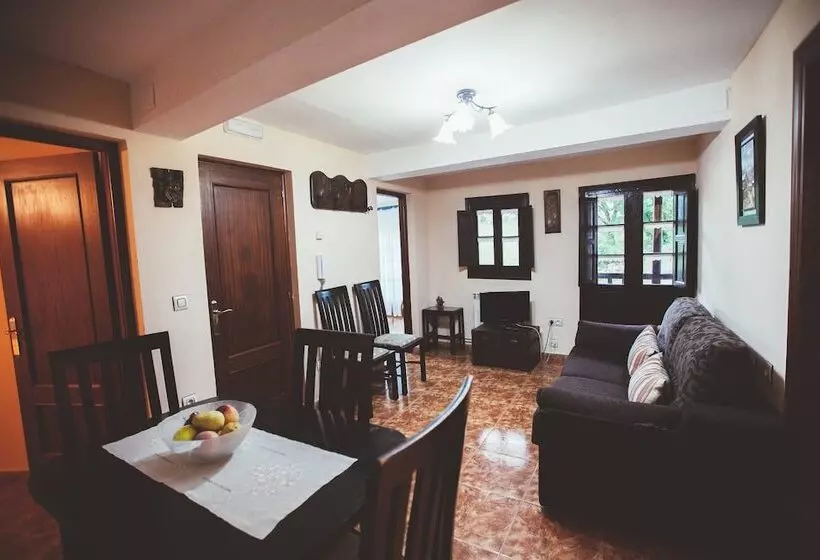 El Requexu, Apartamentos A 900 M De La Playa De Poo Ar 0474 As