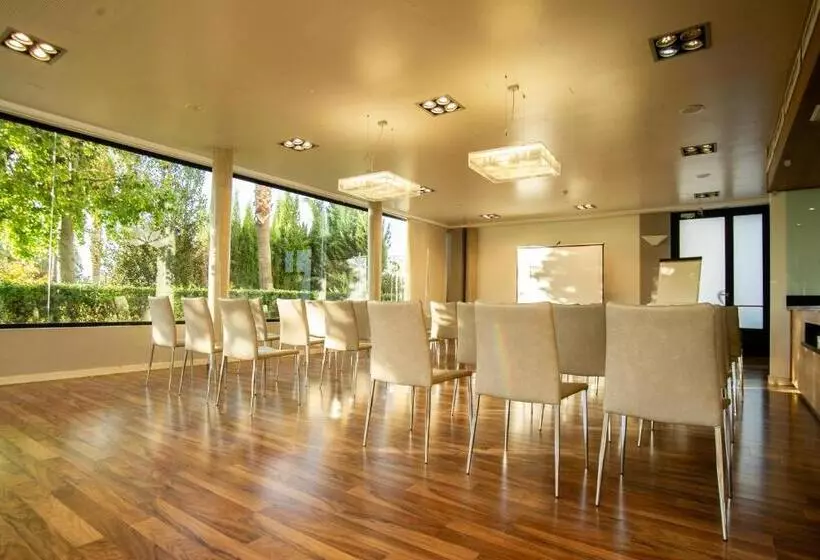 호텔 Azz Valencia Táctica