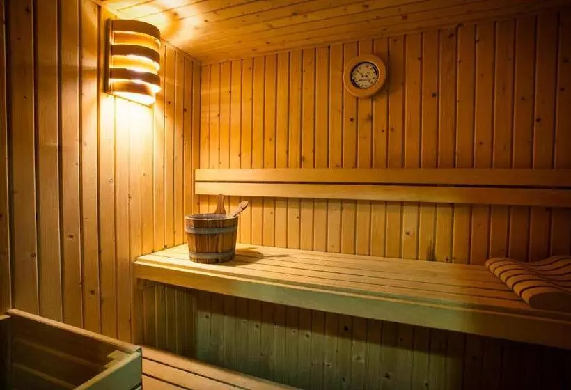 호텔 Azz Valencia Táctica