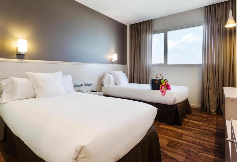 هتل Azz Valencia Táctica