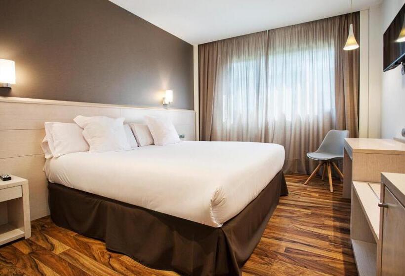 هتل Azz Valencia Táctica