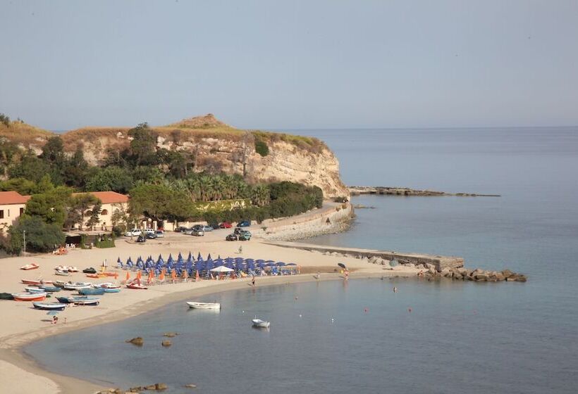 호텔 Baia Delle Sirene Beach Resort