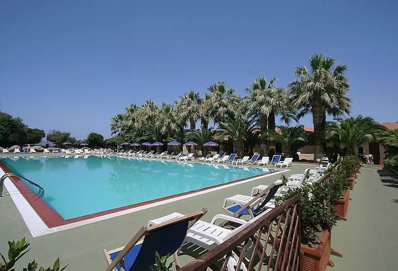 Отель Baia Delle Sirene Beach Resort