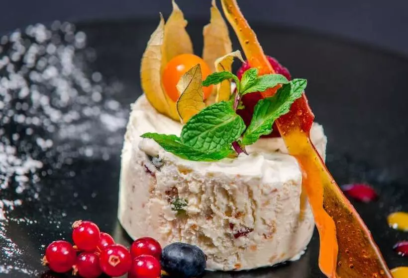 Brit Hotel La Rochelle Périgny