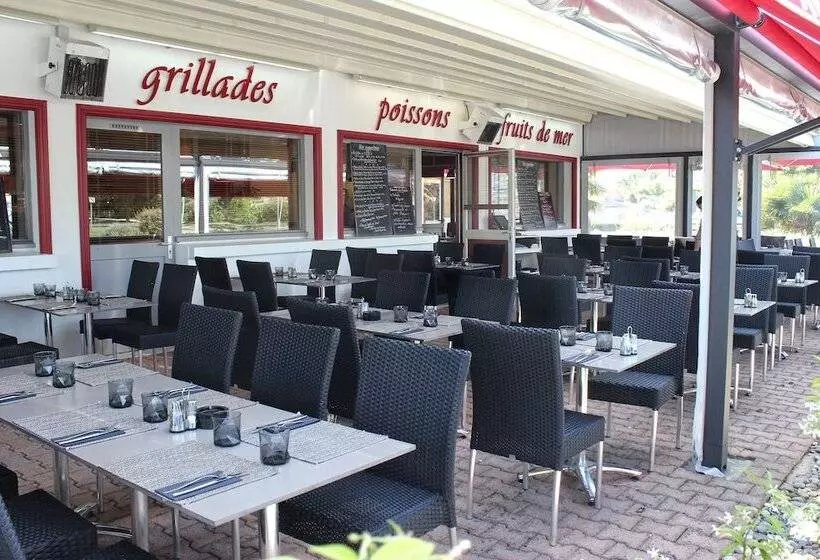 Brit Hotel La Rochelle Périgny