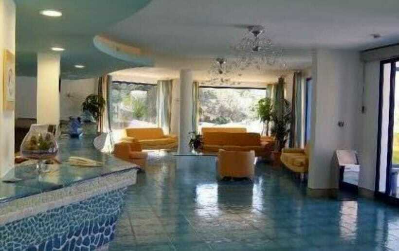 ホテル Club Cala Longa