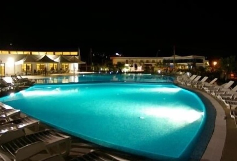 ホテル Club Cala Longa