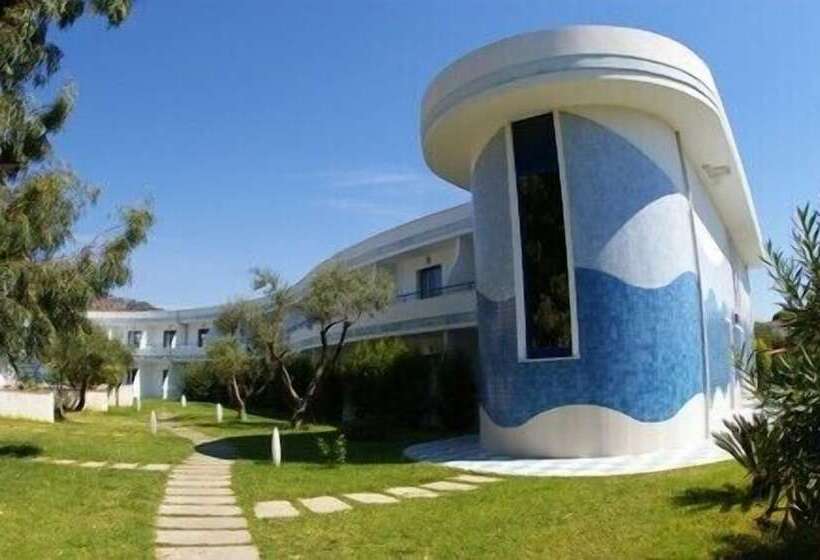 ホテル Club Cala Longa