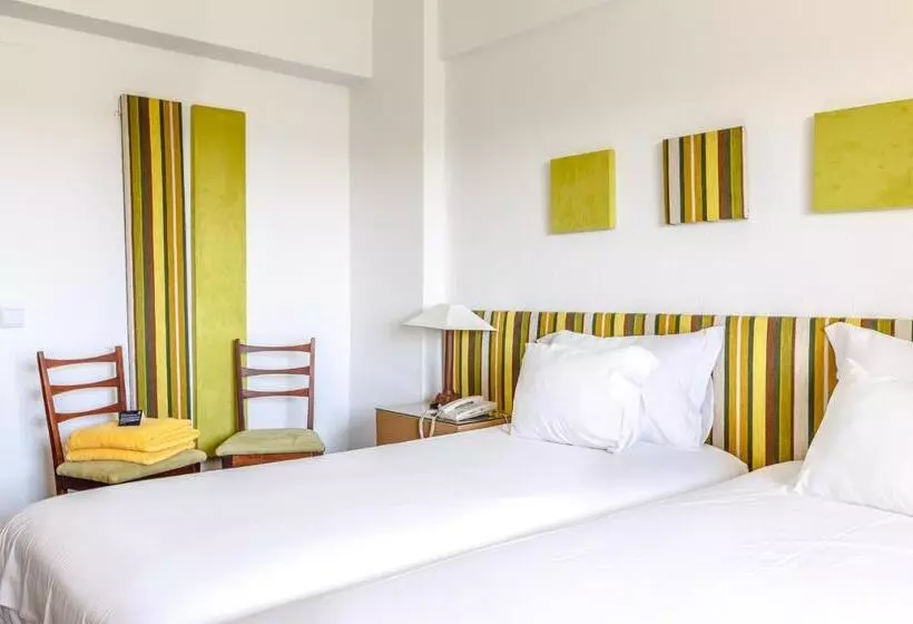 בית מלון כפרי Golf Mar