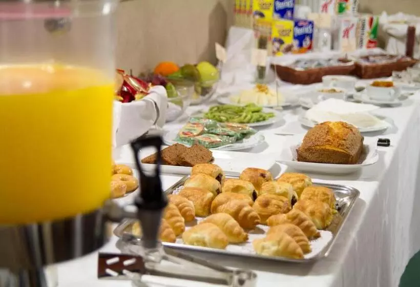 ホテル Hospedería Conventual De Alcántara