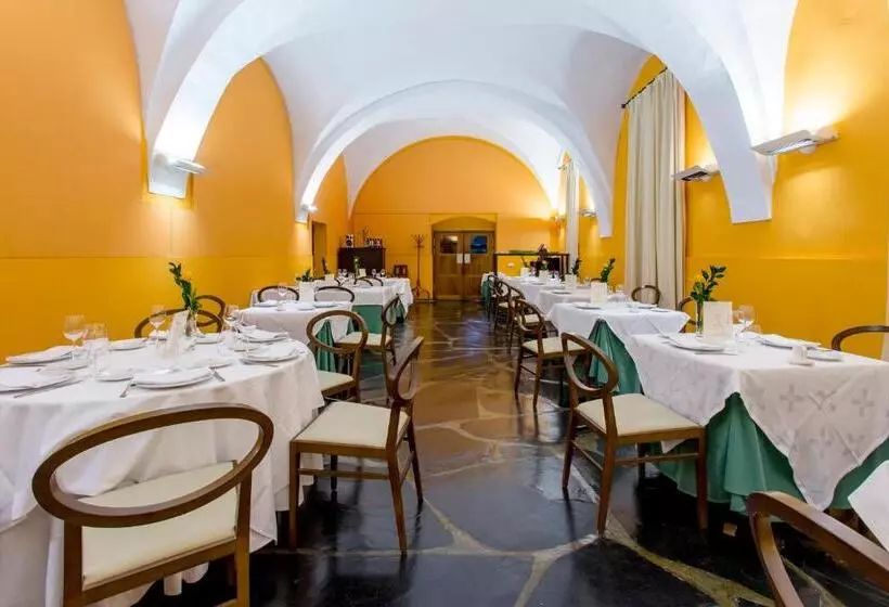 ホテル Hospedería Conventual De Alcántara