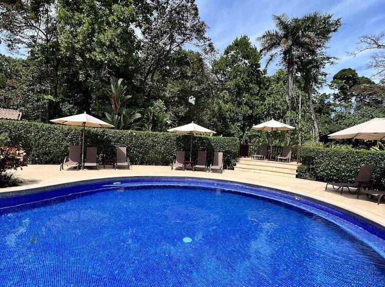 هتل La Foresta Nature Resort