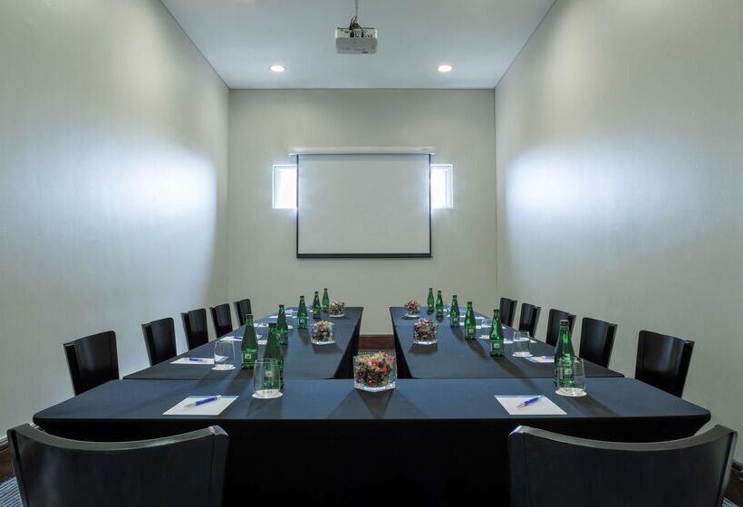 هتل NH Antofagasta