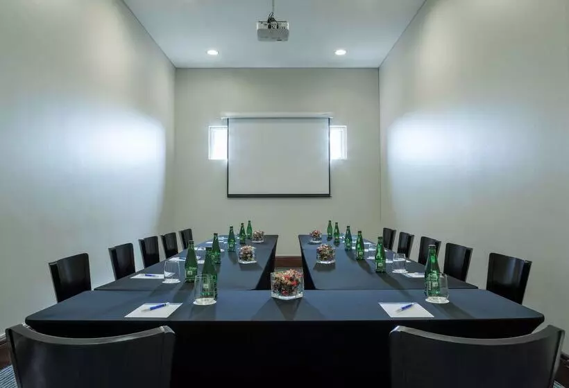 هتل NH Antofagasta