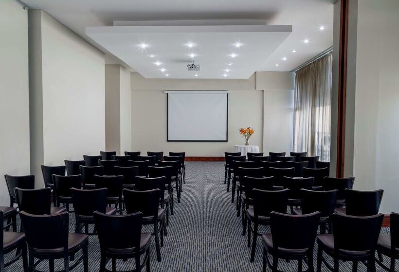 هتل NH Antofagasta