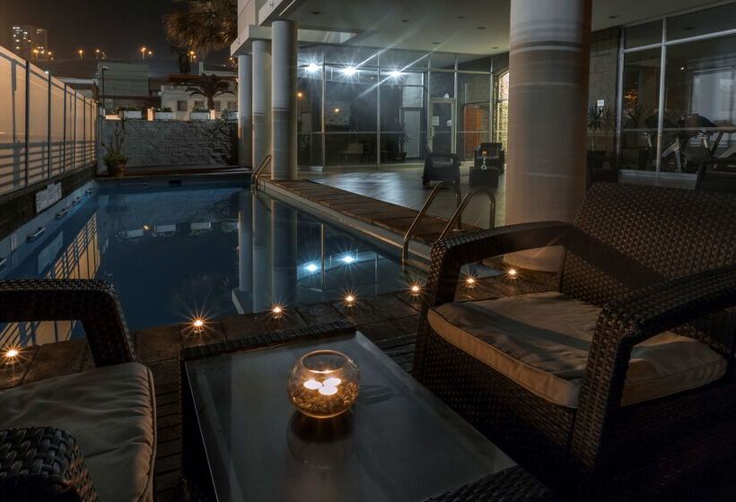 هتل NH Antofagasta