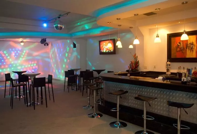 호텔 Occidental Tamarindo All Inclusive